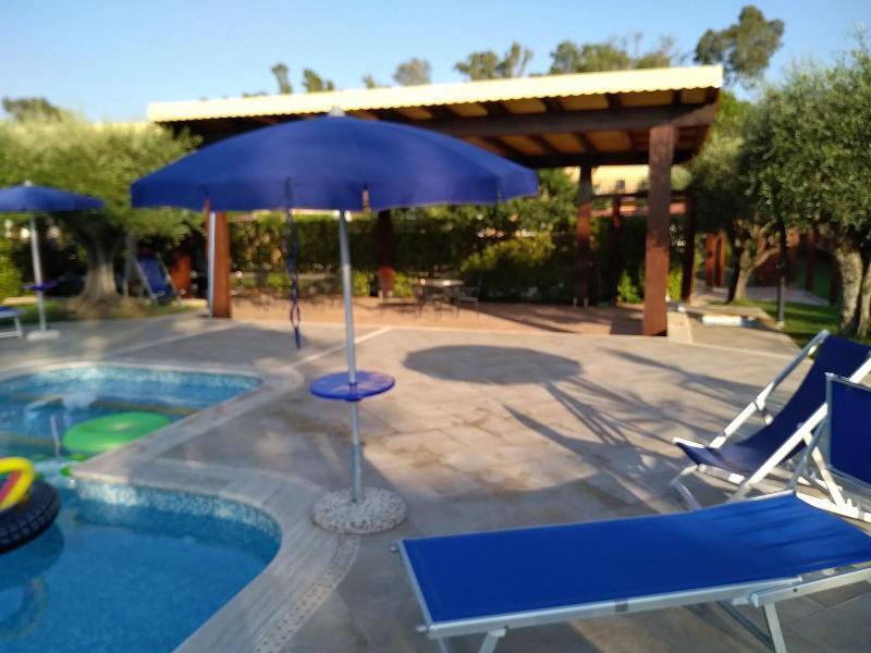 Hotel Villa Aurora Latina Esterno foto