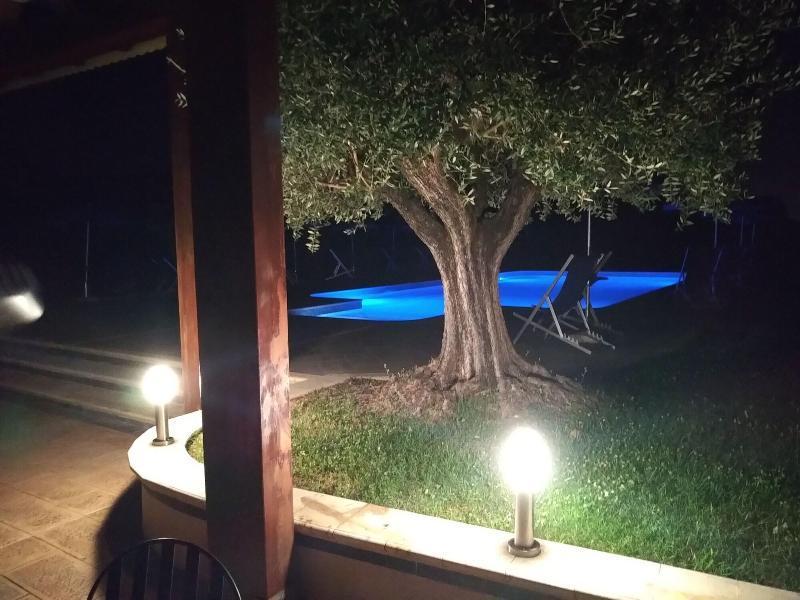 Hotel Villa Aurora Latina Esterno foto