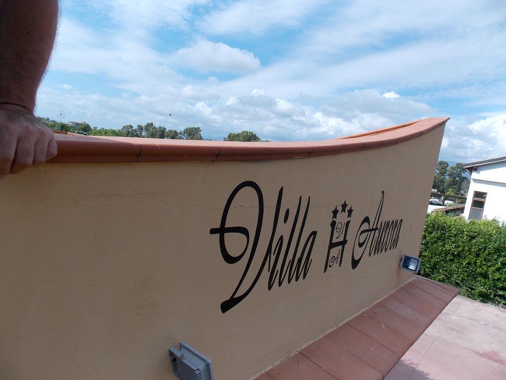 Hotel Villa Aurora Latina Esterno foto